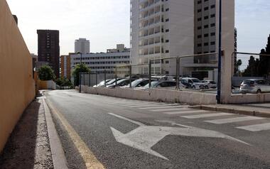 Benidorm licita la obra de renovación de la calle del Mar, a la que se dotará de todos los servicios