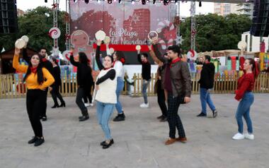 La Asociación Gitana FAGA  realiza un Flashmob y un Festival de la Navidad en el Ayuntamiento