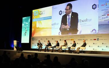 Benidorm exposa el seu pas a la DTI en el 10é Fòrum de Lideratge Turístic d'Exceltur