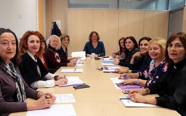 El Consejo Comarcal de la Mujer avanza en la planificación del 20º Encuentro de Dones de la Marina Baixa