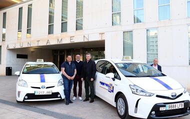 Los taxis de Benidorm estrenan la nueva imagen corporativa de servicio público