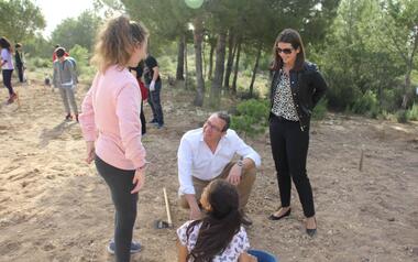 Benidorm celebra el Día del Árbol con la plantación de especies autóctonas