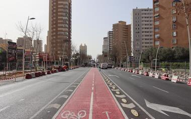 Benidorm renews a new section of sidewalks and the hydraulic network on Europa Avenue
