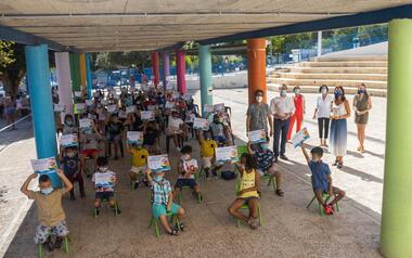 Entrega de diplomas del Programa de Apoyo Educativo para estudiantes de Primaria