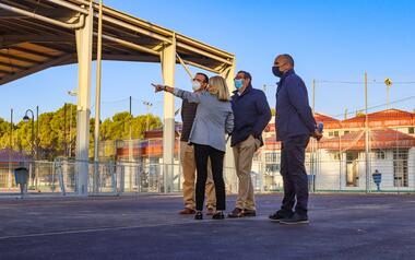 Sports department renovates the courts of indoor football and volleyball in ‘Guillermo Amor’ facilities