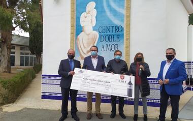 Bocopa fa el seu cinqué lliurament al Centre Doble Amor per les seues vendes de "Señorío de Benidorm"...