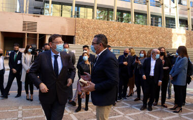 Benidorm will include resources in its budget to equip the cultural center, without neglecting social needs