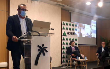 L'alcalde destaca la "valentia" i "compromís" d'Hosbec durant la pandèmia...