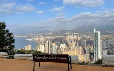 Benidorm ultima actuacions de millora al voltant de la Creu...