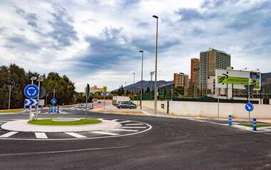 Benidorm culmina la redistribució del trànsit del Racó amb una rotonda en l'encreuament de Zamora amb Bernat de Sarrià...