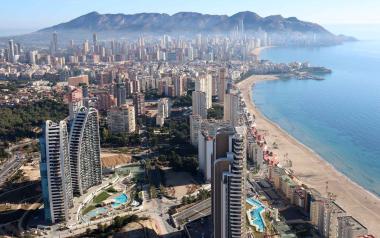 La renovación tecnológica de los transmisores de TDT mejorará la calidad de la señal de televisión en Benidorm 