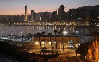 Benidorm destina 15.000 euros en ayudas para actividades de atención integral a las mujeres y la prevención de la violencia de género 