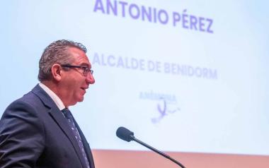 Benidorm inaugura el II Congreso de Anémona: ‘Hablemos de cáncer… sin miedo’