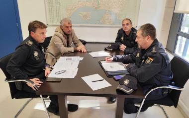 Policía Local y Policía Nacional coordinan los dispositivos especiales de seguridad para las fiestas de Navidad 