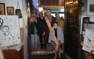 La ACR La Barqueta inaugura una exposición por el 40º aniversario de la rondalla 