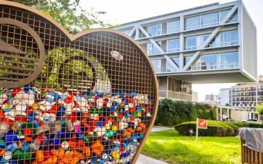 Benidorm supera los datos de 2024 y aporta más de 1,7 millones de tapones a la campaña solidaria ‘Tapones para una nueva vida’ 