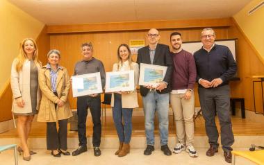 La obra ‘La caixa de la memòria’, de Sara López, se alza con el primer premio del ‘Concurs literari El gos i la tortuga’ 