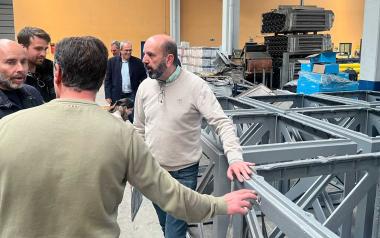 Benidorm progresa en la restauración de las columnas ‘Andrea’ del Paseo Marítimo de Levante