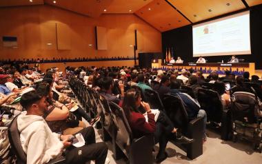 L'Ajuntament registra en una setmana més de 1.100 sol·licituds del certificat de vulnerabilitat per a la regularització extraordinària