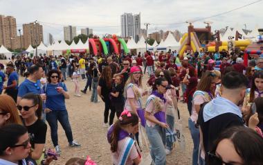 Al voltant de 5.000 penyistes celebren l'Acampada de les Penyes en un cap de setmana de diversió, música i convivència 