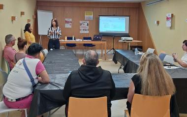 Empleo imparte varios talleres para mejorar las competencias digitales de personas sin empleo