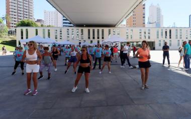 Benidorm acerca la actividad física a casi un millar de personas en cursos y talleres del programa ‘Actíva-t Fest’ 
