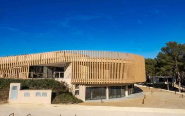 El Ayuntamiento adjudica el vallado perimetral del albergue y la zona de acampada de la Séquia Mare