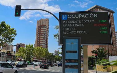 Benidorm incorpora en su red de pantallas información en tiempo real sobre la ocupación de los aparcamientos disuasorios 