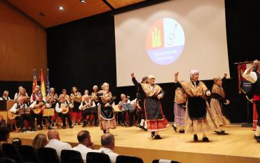 L'Associació ‘Tramontana’ exalta les seues arrels manxegues amb una jornada de música i folklore a Benidorm 