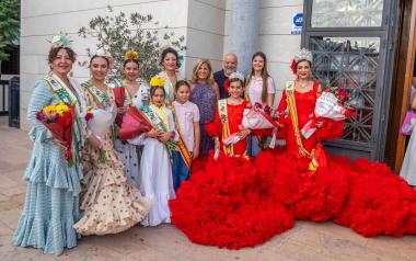 La Casa de Andalucía celebra su XLVI Romería del Corpus Christi en Benidorm con la tradicional misa rociera y la bajada de la Blanca Paloma