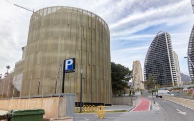 Benidorm mantendrá durante todo el verano operativo la totalidad del parking de la avenida Puerto Rico 