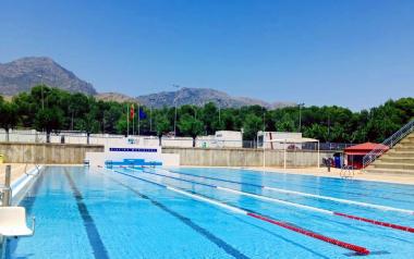 Benidorm cede sus instalaciones a una decena de clubes deportivos para que más de 250 menores hagan deporte en julio 