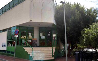 Benidorm habilita el centro social José Llorca Linares para acoger a las personas sin hogar en las horas más críticas de la ola de calor