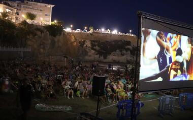 Cine en la playa