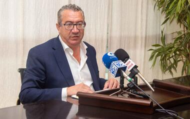 Benidorm lanza una nueva línea de ayudas para facilitar a los jóvenes la obtención del carnet de conducir