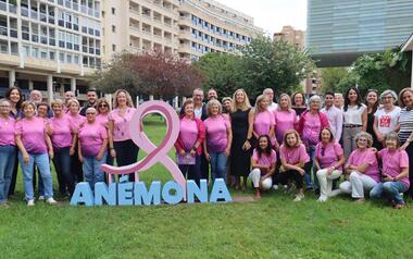 Benidorm se une un año más a Anémona para apoyar su lucha contra el cáncer de mama