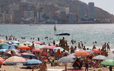 Benidorm adjudica las actividades lúdicas de las playas