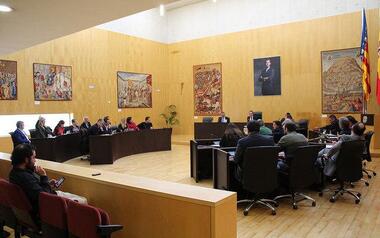 El gobierno llevará el presupuesto a comisión el lunes tras incluir todas las enmiendas de Cs y CBM 