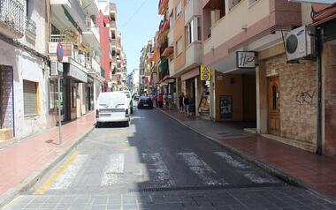 Las obras de la nueva peatonalización de Tomás Ortuño arrancarán tras las Fiestas Patronales