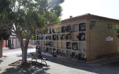More than 6,000 people visited the cemeteries in a staggered manner during All Saints Day and the days before