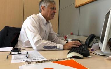 Balastegui: “El PP rechaza poner taquillas en las playas de Benidorm con la excusa de que pueden meter bombas, droga y objetos robados”