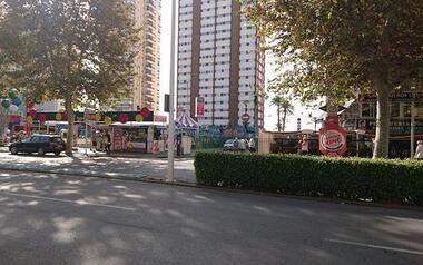 Balastegui: “Creando plazas de aparcamiento en una parcela privada compensaríamos su eliminación en avenida Mediterráneo”  