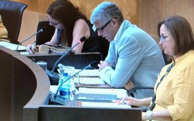 El PP tumba las enmiendas de Cs para ampliar el centro Pepa Esperanza, cambiar el techo del pabellón Raúl Mesa y  cubrir pistas en el Palau 