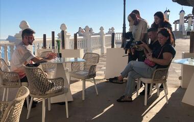 Benidorm y su "microclima" conquistan a la cadena MUZ TV de Rusia