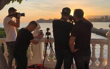 Benidorm muestra sus mejores planos a seis expertos en generar contenido en vídeo