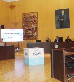 La mesa intersectorial de Xarxa Salut avanza en propuestas para mejorar la sa...