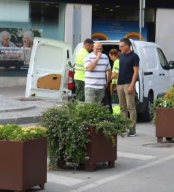 Benidorm mejora las zonas verdes del Paseo de Poniente y las casi 300 jardine...