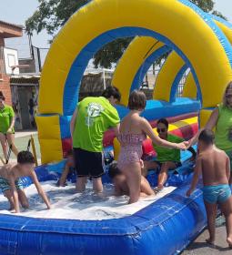 Siete alumnos de Benidorm con necesidades severas han disfrutado de la escuel...