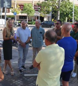 El Ayuntamiento recoge las sugerencias de los vecinos de Poniente para mejora...