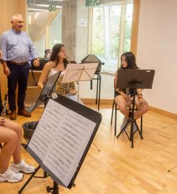 Benidorm inicia el curso 2025-2026 en sus conservatorios municipales de Músic...
